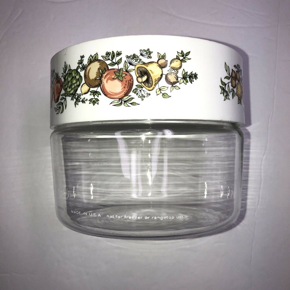 vintage Pyrex spice of life storage container 1pt